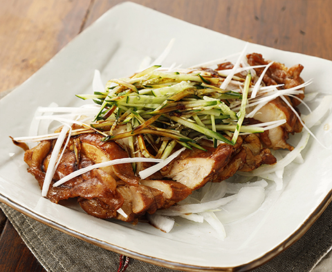 鶏の香味蒸し（中華醤油風味）