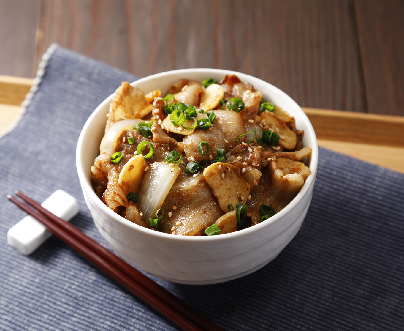 にんにくたっぷりスタミナ丼